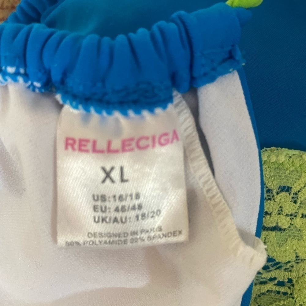 RELLECIGA blue and lime green lace bikini top. Padded size XL - Picture 6 of 6
